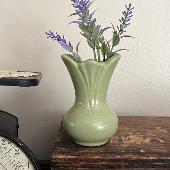 VTG | Royal Haeger 4” Bud Vase - Picture 7 of 7